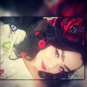 Meet your Posher, Lily